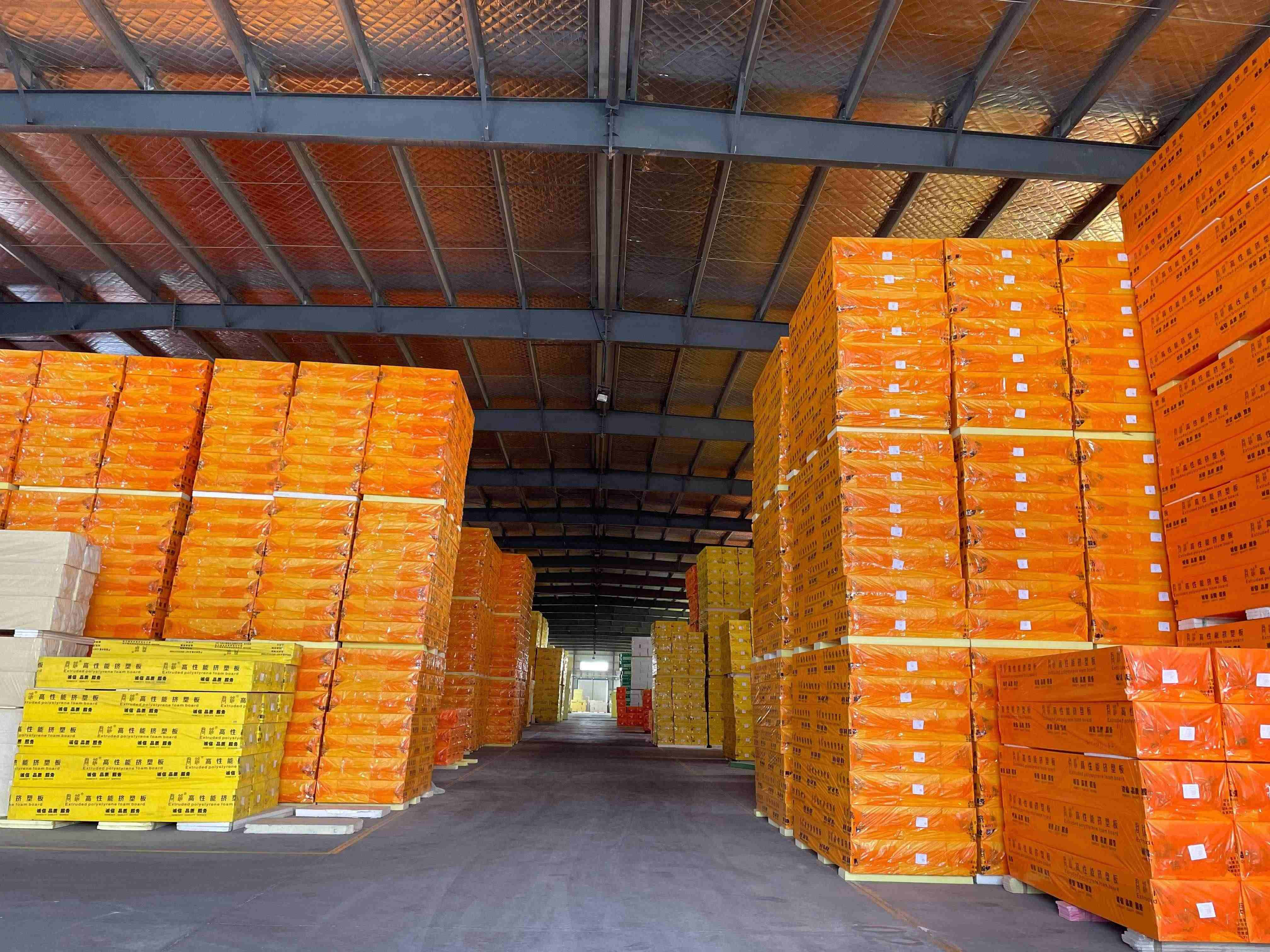 厚德載物創品牌，經營誠信得天下